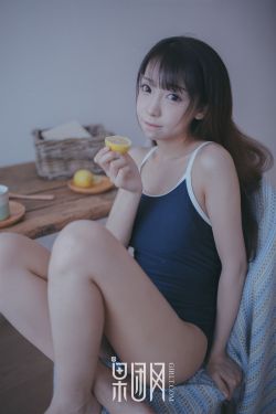 女生搞鸡