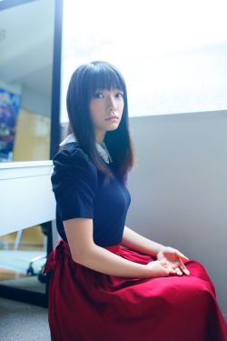 夫では満足できない人妻